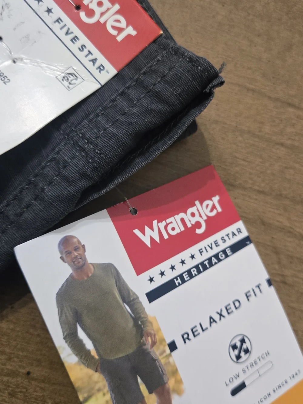 Wrangler Men's Cargo Shorts in Charcoal